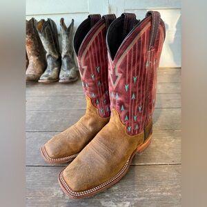 Women’s Cowgirl Boots